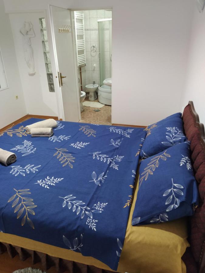 Dorsi Lägenhet Belgrad Exteriör bild