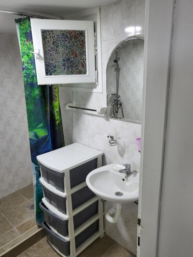 Dorsi Lägenhet Belgrad Exteriör bild